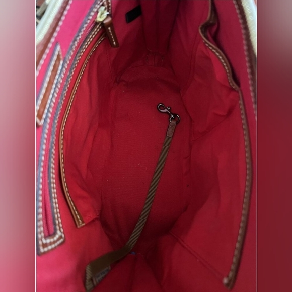 New🤎Dooney & Bourke Pebble Grain Leather Crossbody -Caramel - Picture 4 of 7